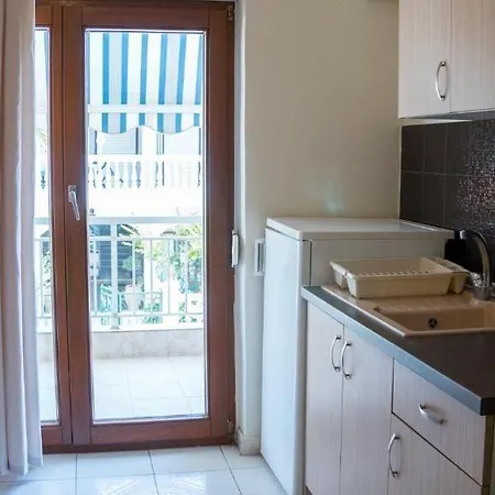 Niki شقة باراليا ديونيسيو