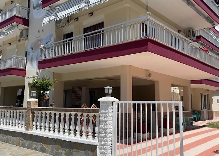 Niki * Paralia Dionisiou