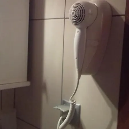 Niki * Paralia Dionysiou